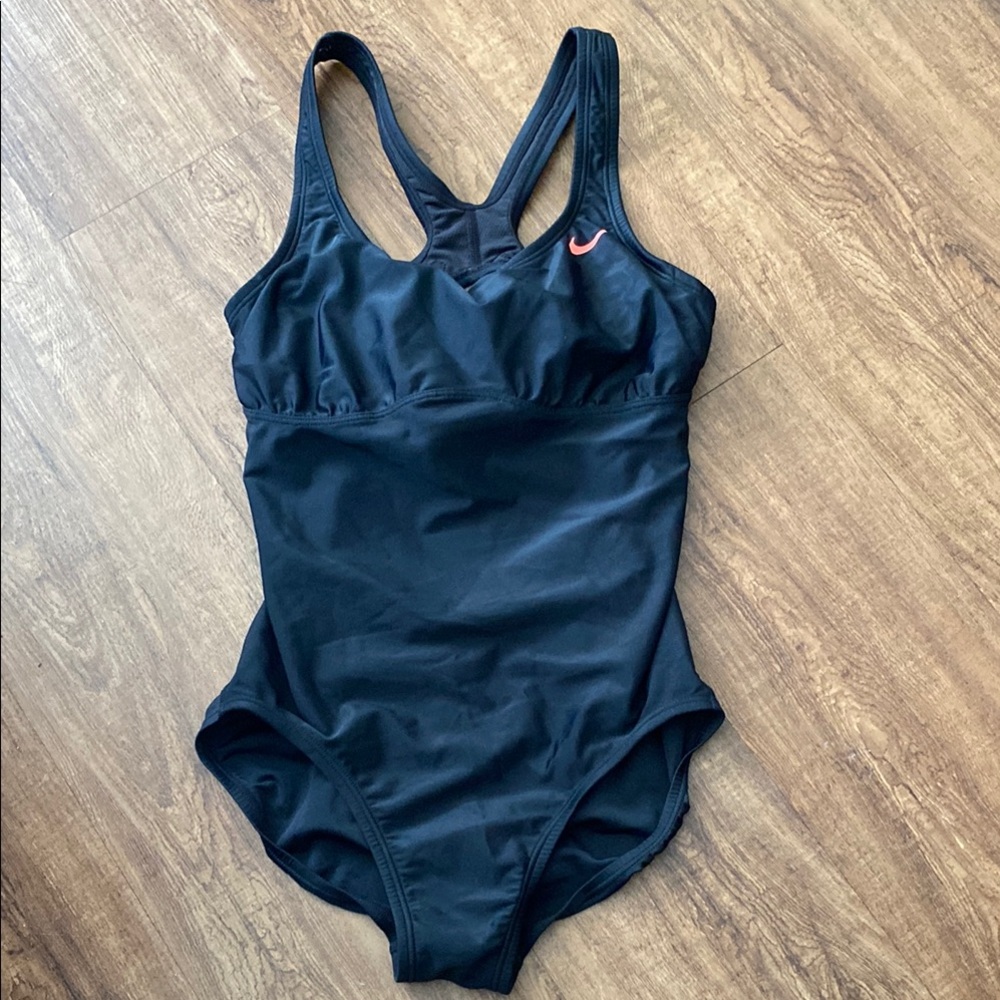 Nike Black One-Piece Women's Swimsuit